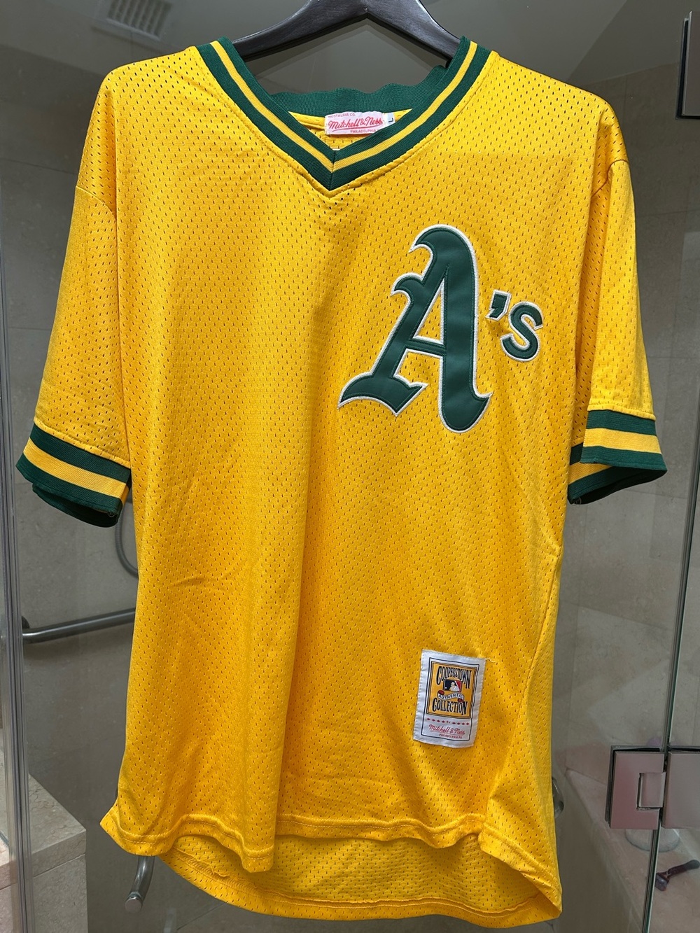 Mitchell & Ness Oakland A's Mesh #35 Ricky Henderson Jersey